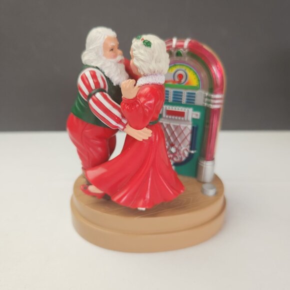 Santa Best Christmas Eve Musical Ornament Centerpiece - Plays Jingle Bell Rock - Picture 6 of 12